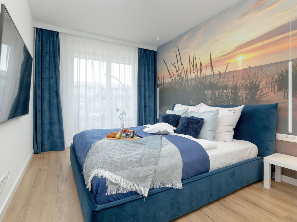 Apartment Overlooking the River, Pool, Dziwnow view 2