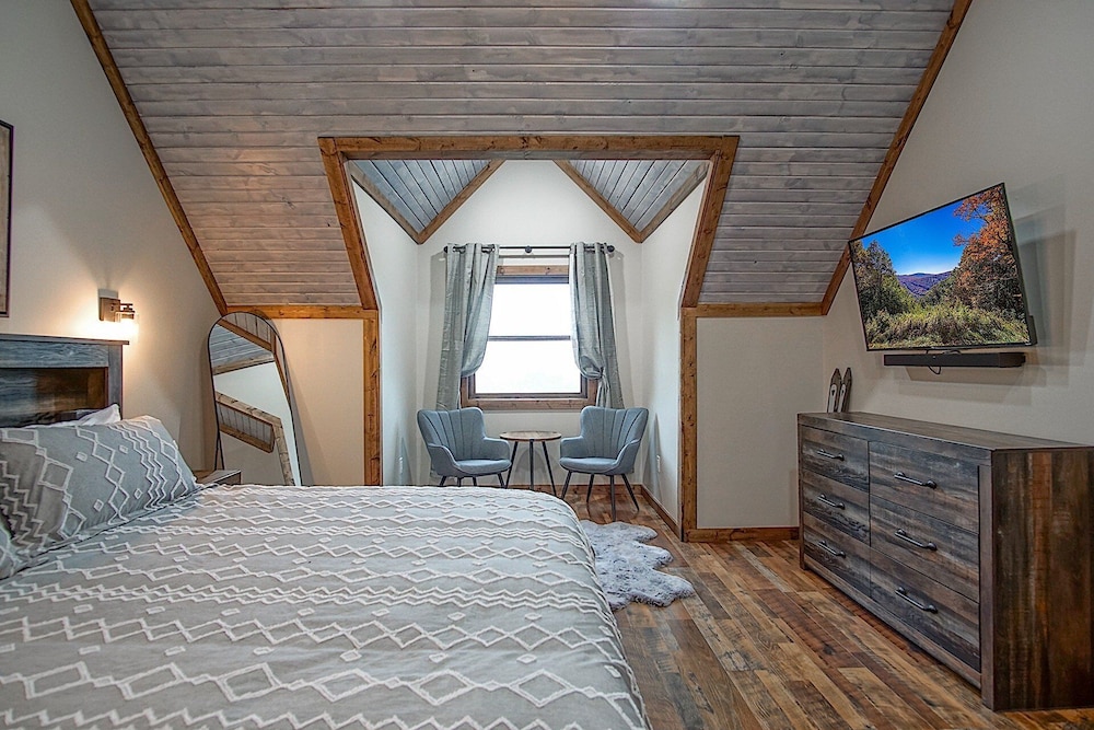 5 Br: Cupp Runneth Over - Luxurious Retreat Nestled 9.7 Miles From Snowshoe