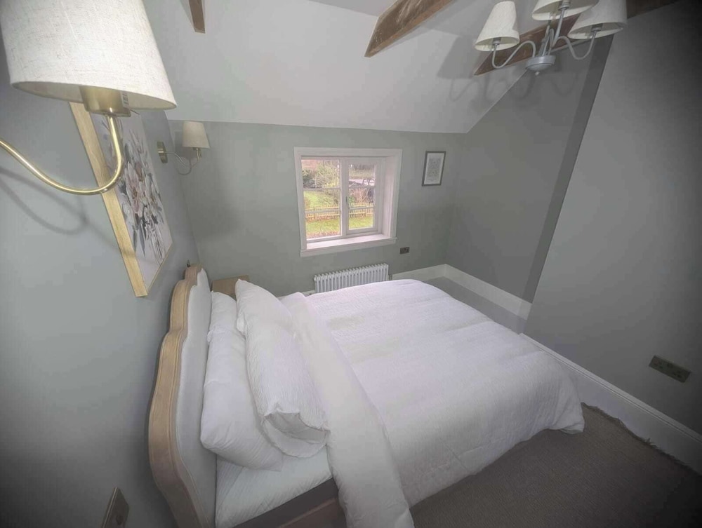 Norfolk Oasis - Modern 2-bed Apartment