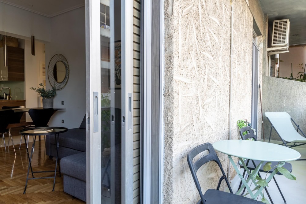 Retreat to a Stylish Flat in Psychiko