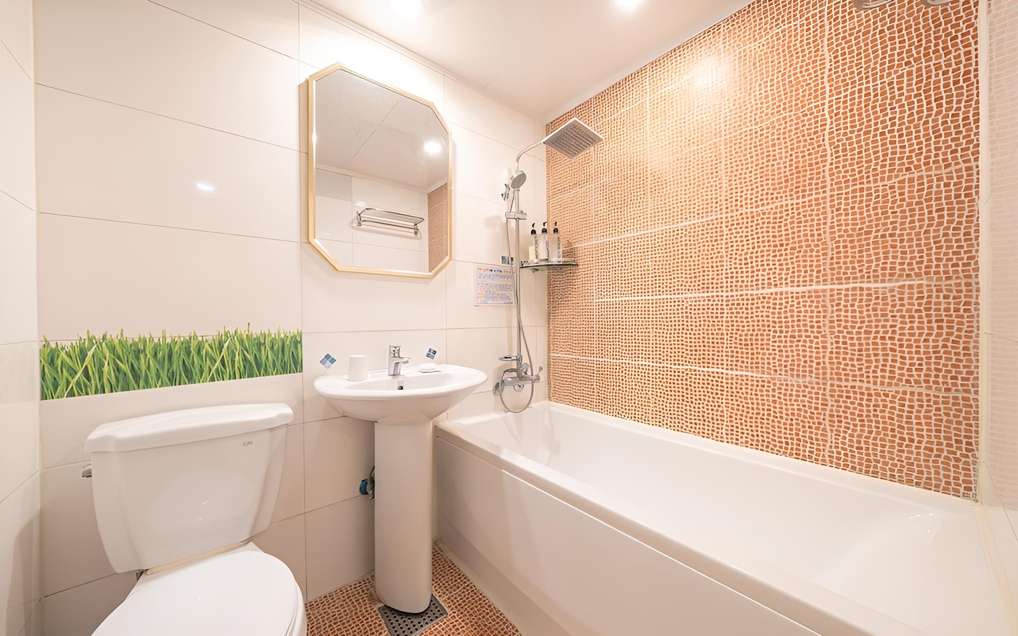 Ilsan Wainscot Hotel view 3