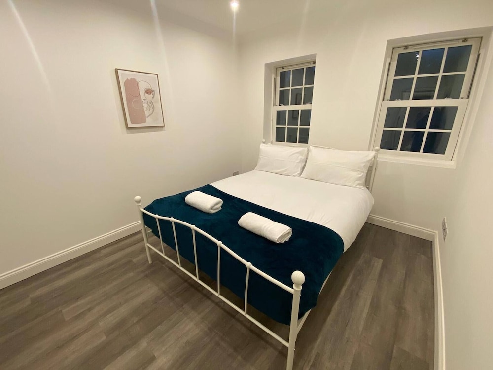 Boswell Elite Two Bed Apartment