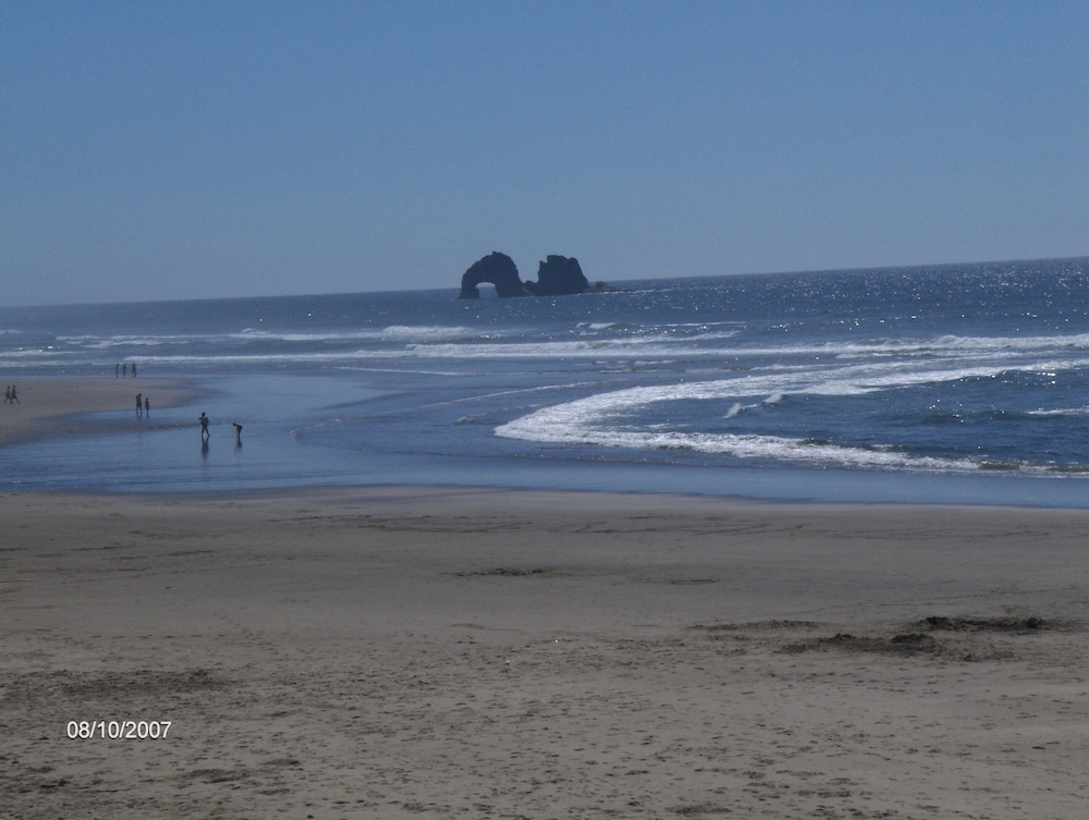 Rockaway Shores
