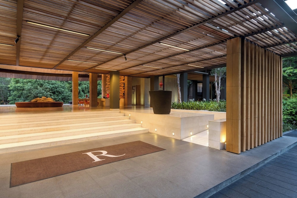 Renaissance Phuket Resort & Spa 5