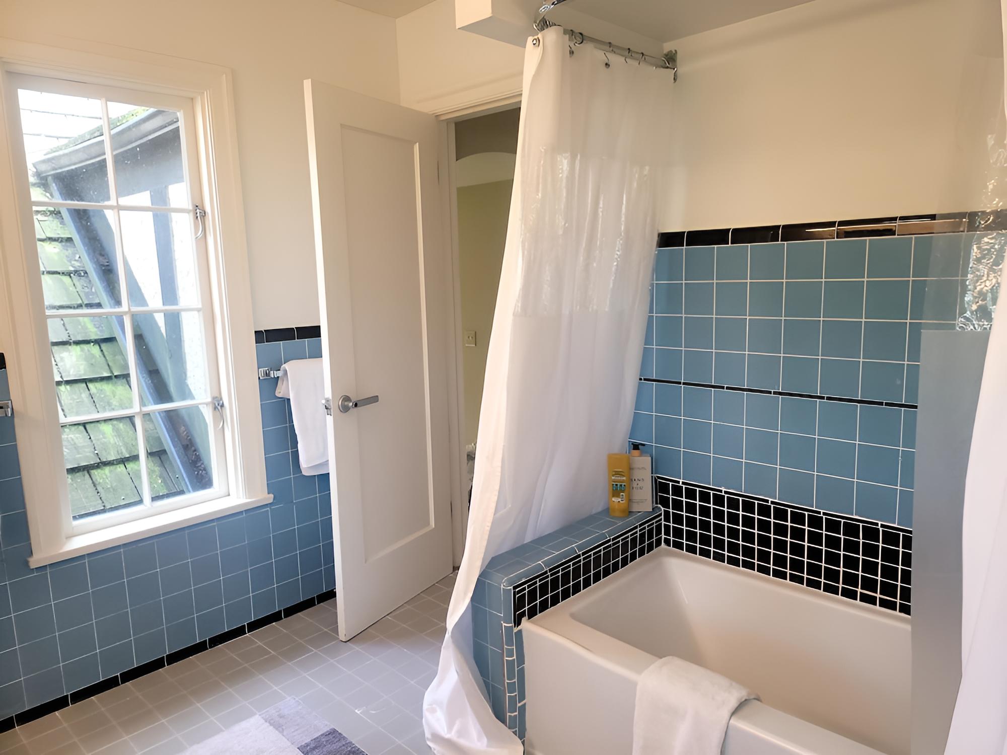 Suite Smart West Van - Property Image 10