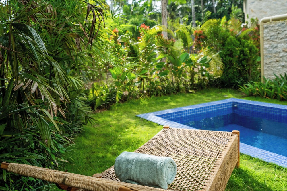 Hidden City Ubud - Modern Villas & Townhouses with Private Pools, Nature Views and Wellness Access