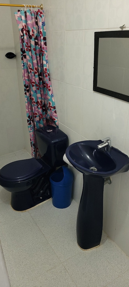 HOSTAL VILLA DEL RIO LAS BRISAS
