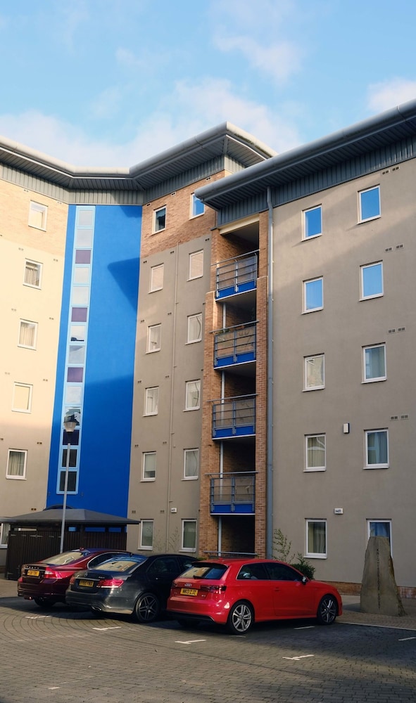 Regent in Gosforth With 2 Bedrooms and 2 Bathrooms