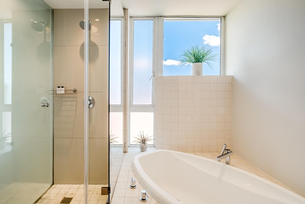 Sapphire Tide Penthouse w Sea View Private Pool
