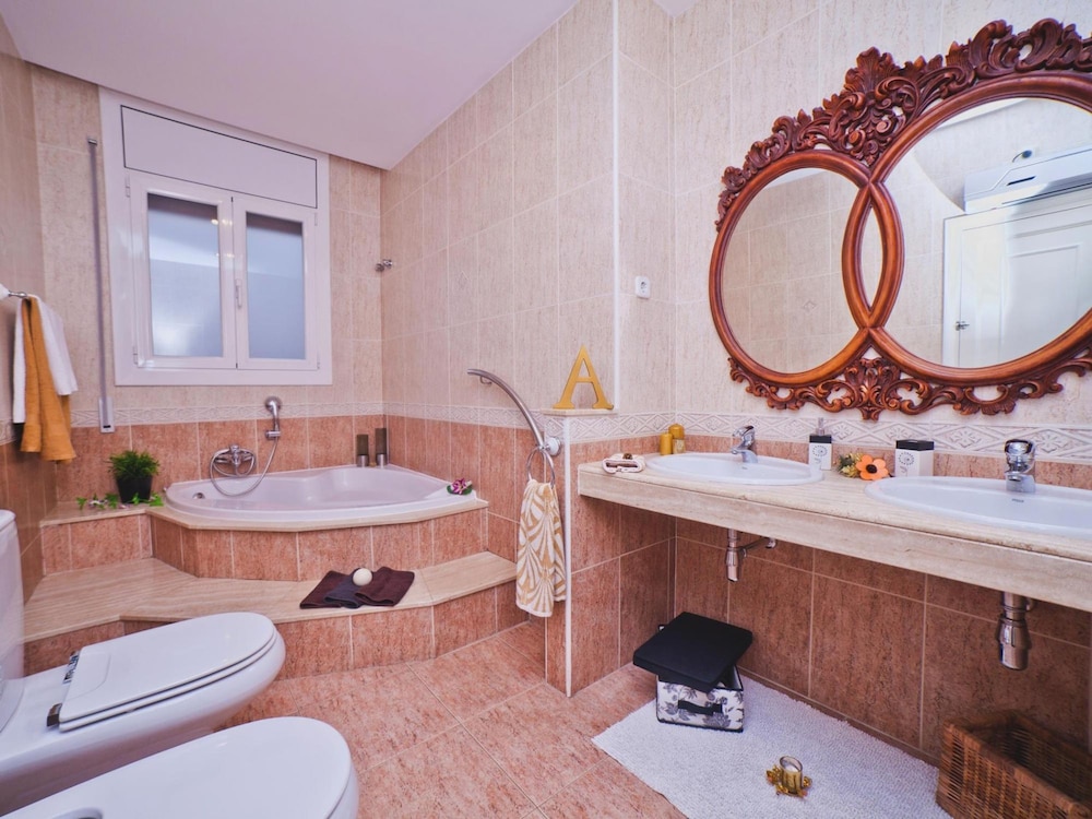 Villa Victoria Barcelona Unique Luxury Villa
