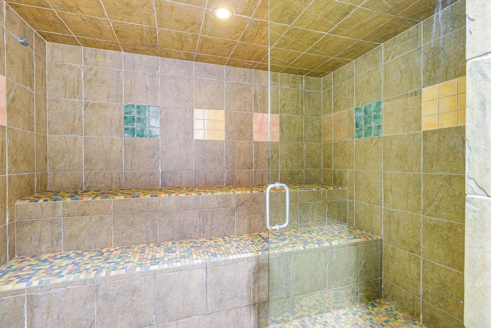 12 Mi to Old Town Scottsdale: Condo w/ Pool Access