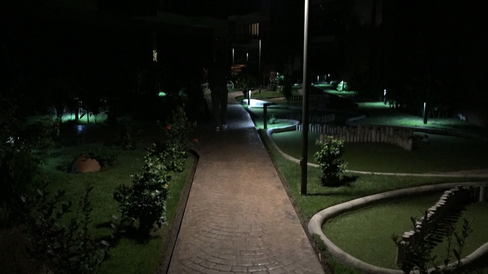 Krypton Gardens