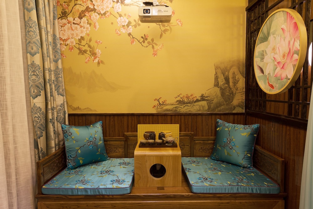 FTYS Hostel