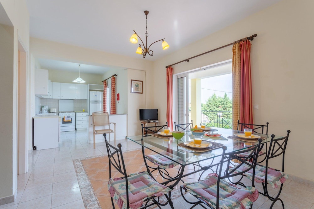 Skala Villa Yellow Large Private Pool Walk to Beach Sea Views A C Wifi - 2826 view 5