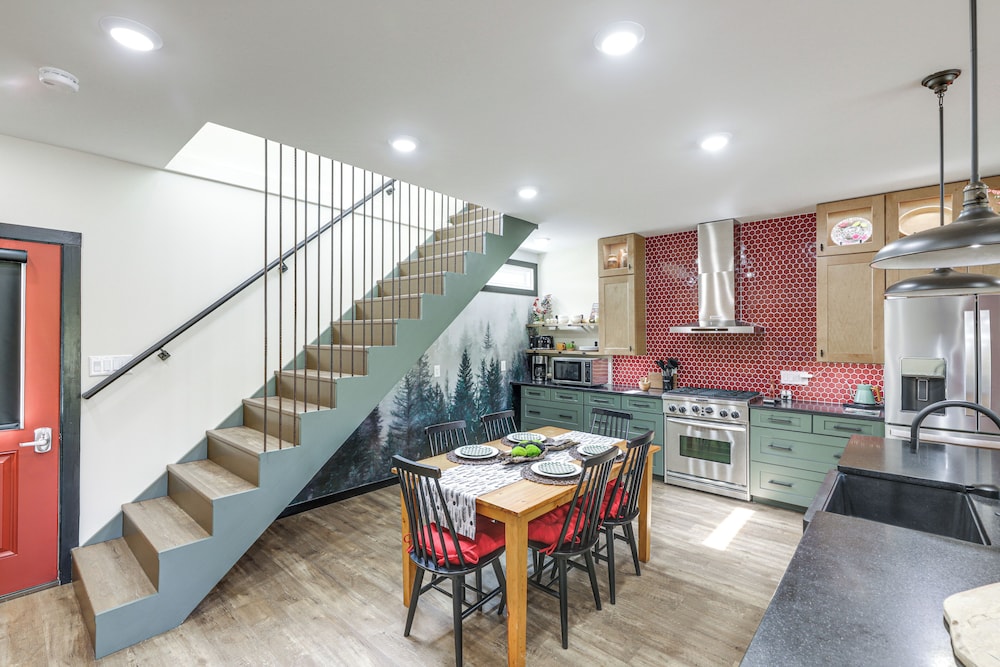 5 Mi to Wec: Pet-friendly Home in Wilmington