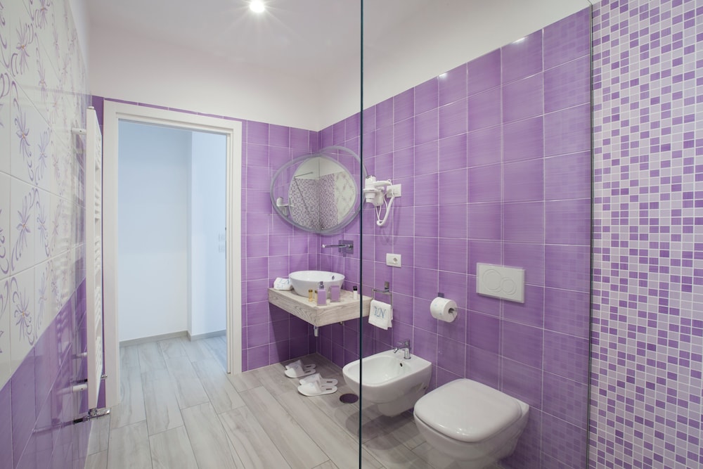 Villa By The Beach With Sea-View And Luxury Amenities