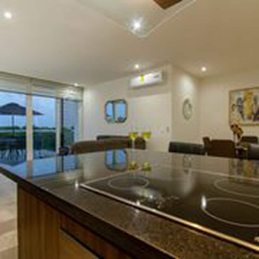 Cancun Vacations - Luxury Ocean View Penthouse Riviera Maya - Property Image 1