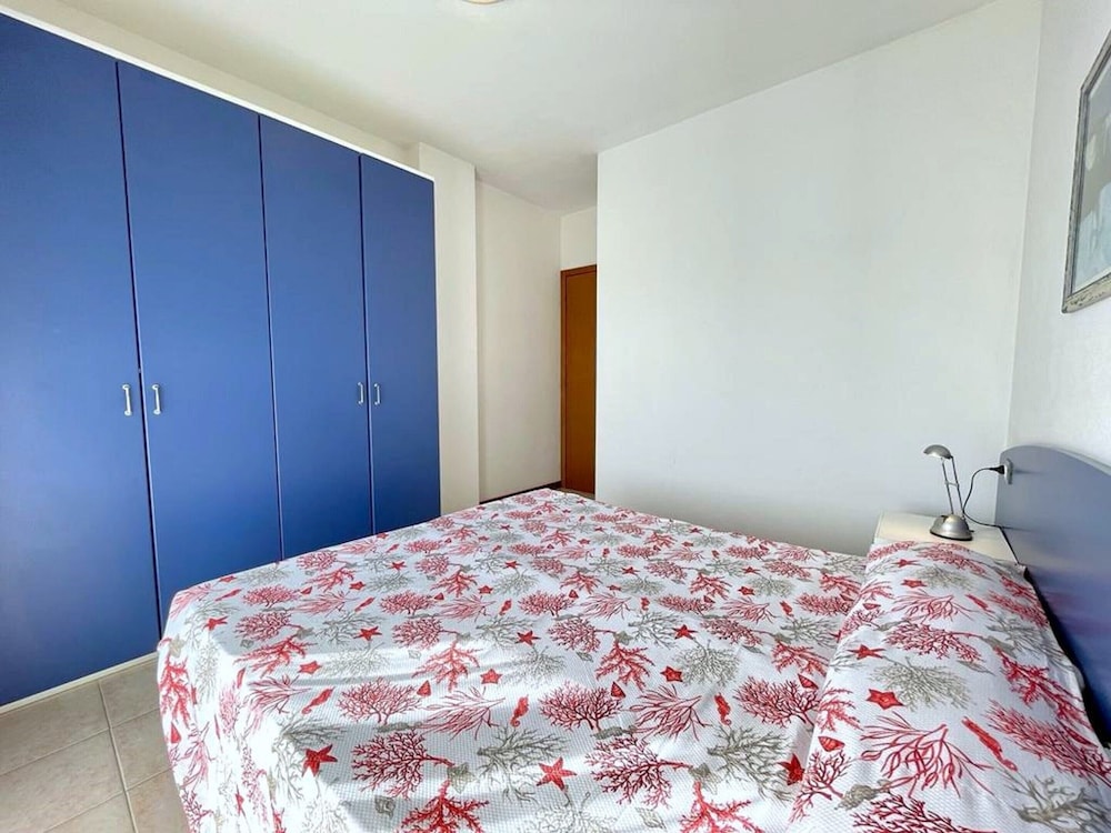 Relaxing Coastal Stay in Lido Altanea