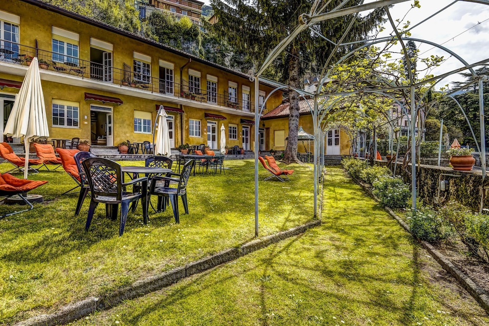 Lake Como Beach Resort and Villas photo 5