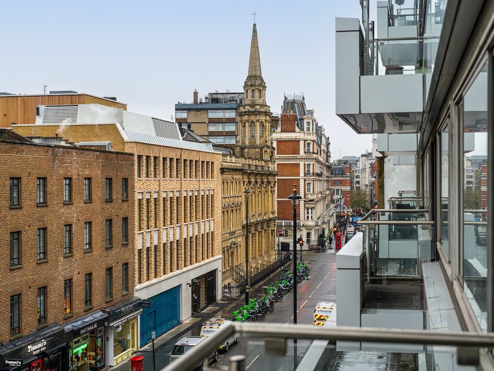 The George Street Residences