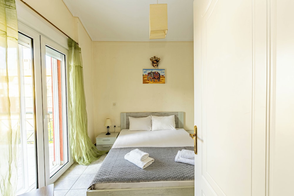 Angel Luxury Apartment in Kriopigi view 5