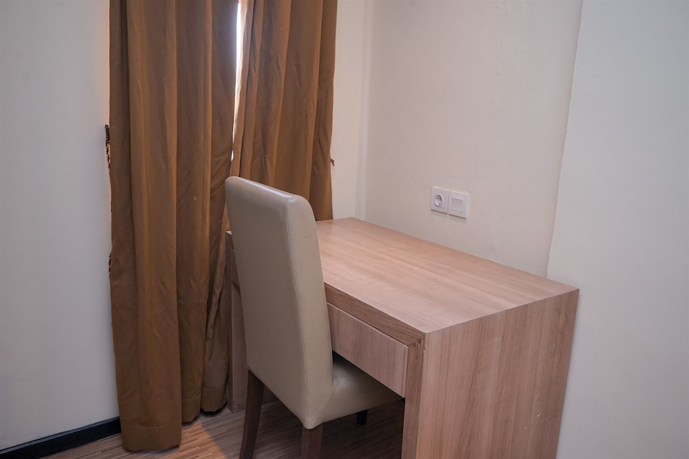 Comfy and Minimalist Studio (No Kitchen) Apartment Great Western