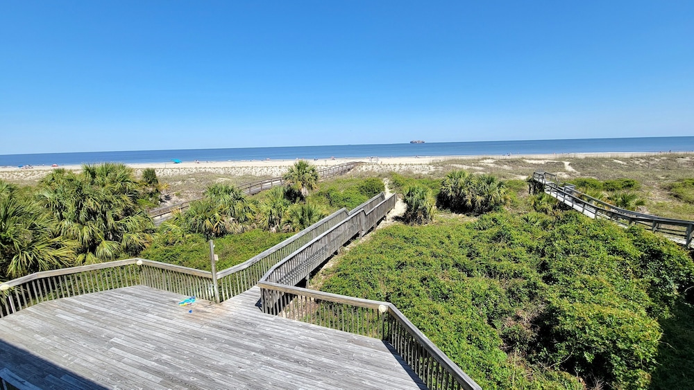 Sandcastle Beach Club Unit 4