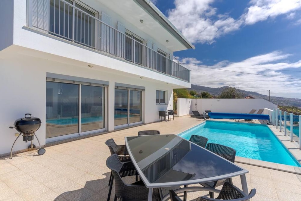Villa Eldomar 61 in Estreito da Calheta view 3