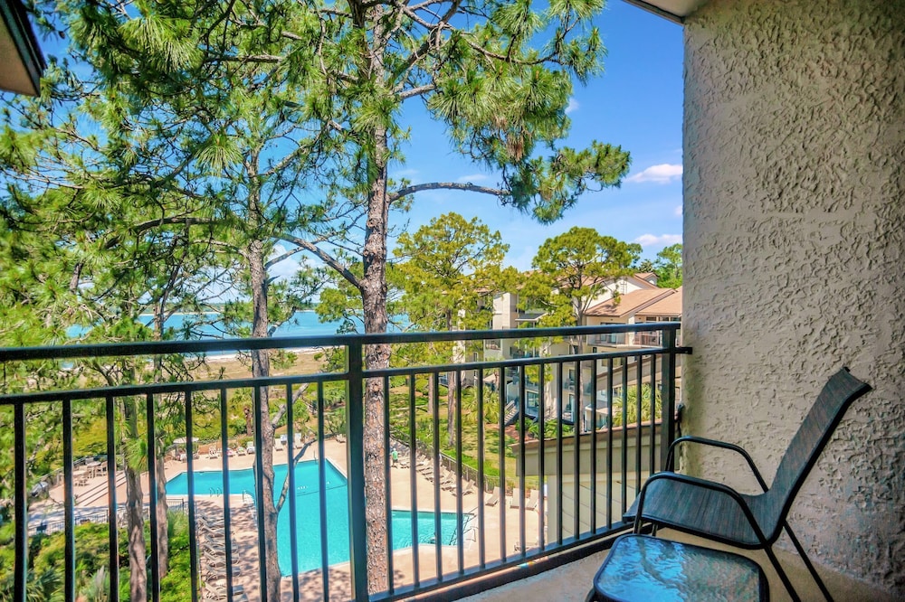 1864 Beachside Tennis at The Sea Pines Resort