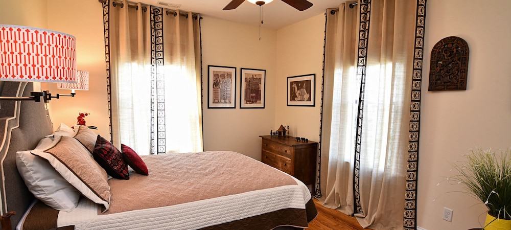 Alyssa House Bed & Breakfast