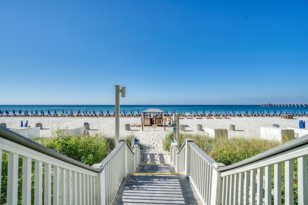 Calypso Beach Resort by Panhandle Getaways