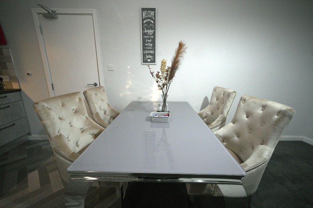 Telford Tranquility Apartment Flat 3 for 4 Guests