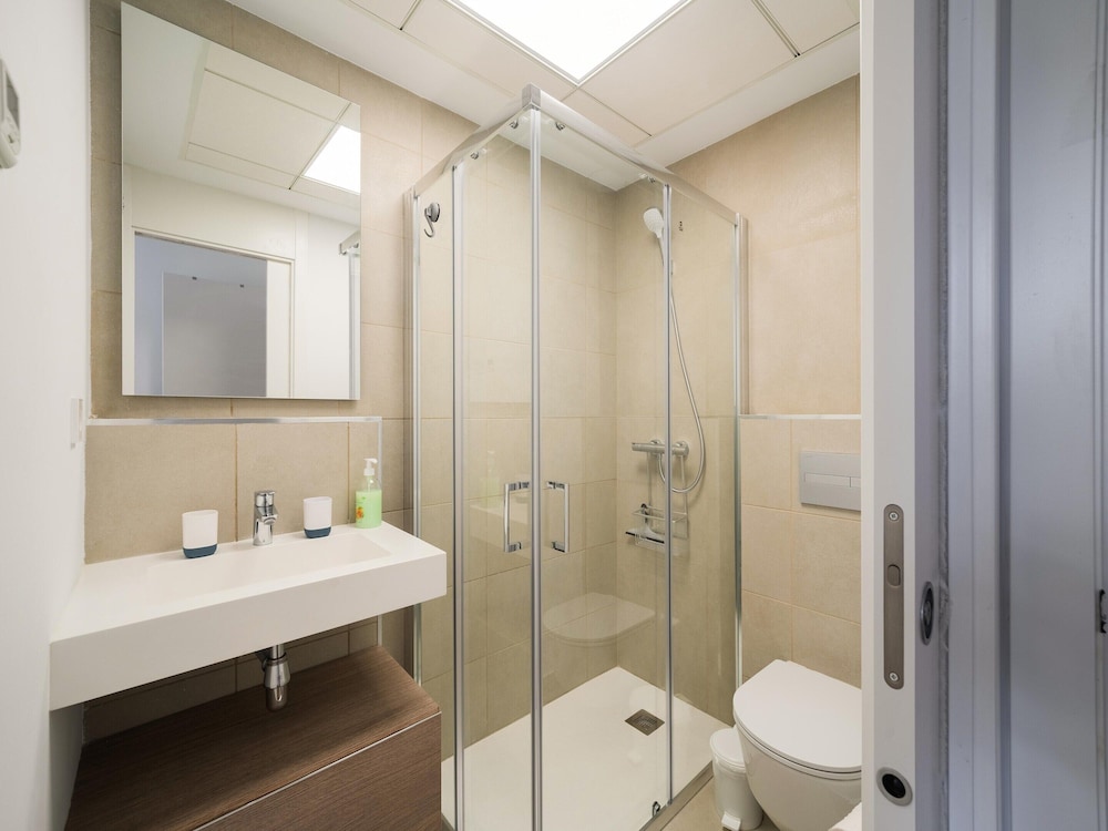Villajoyosa Home With Shared Pool