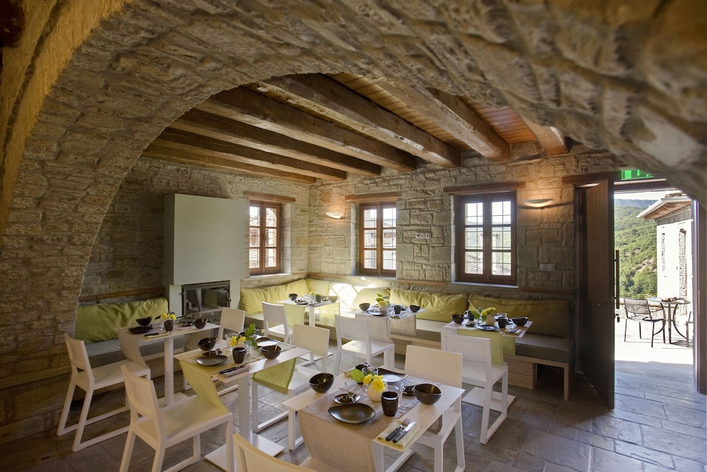 Kipi Suites