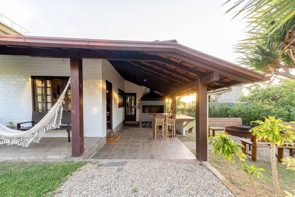 Casas Valley Design - Praia do Rosa - SC