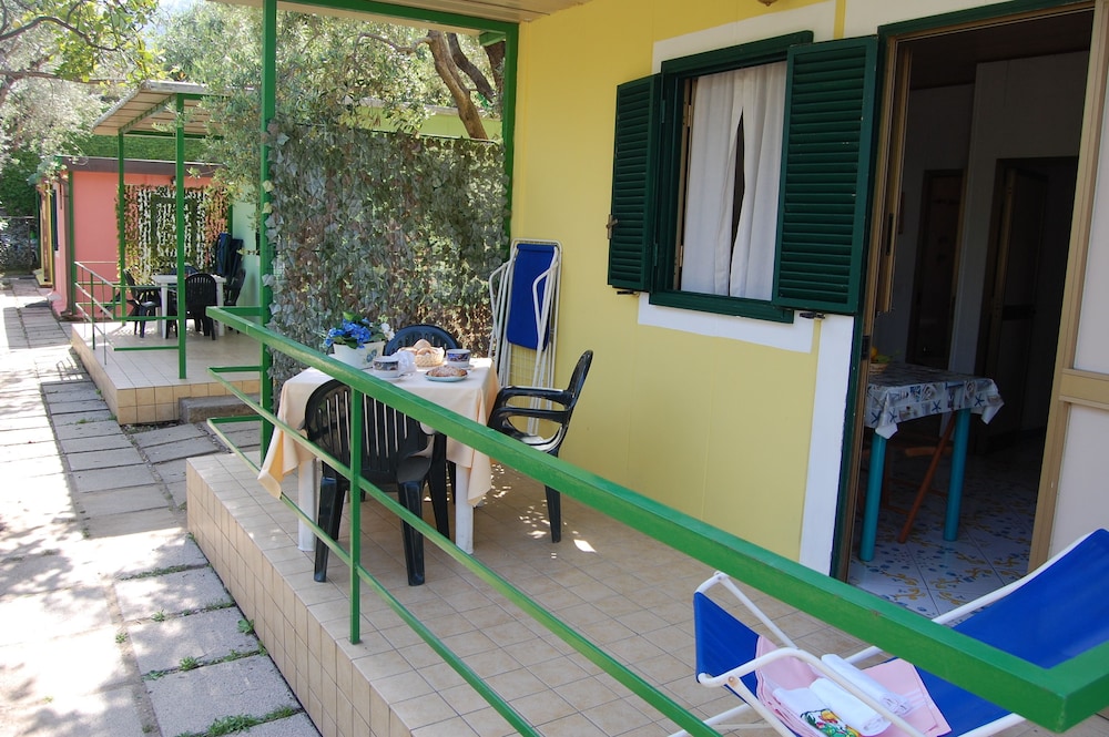 Marina Del Cantone Chalet