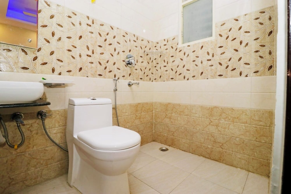 Hotel Shivaka Inn Delhi Airport