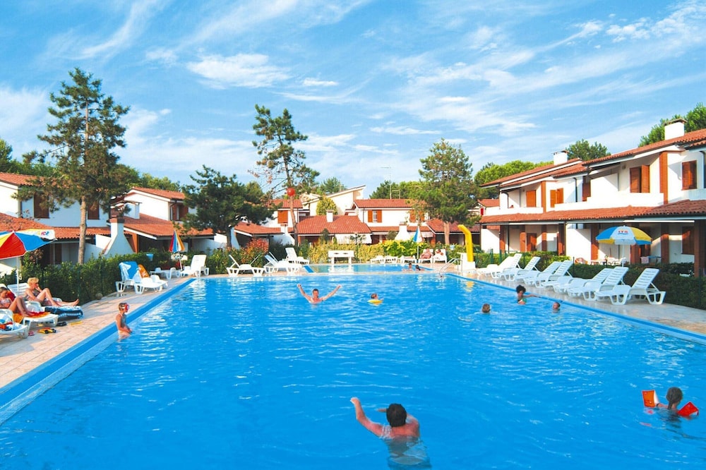 Apartment in Italy Near Sandy Beach