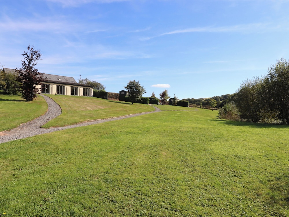 Binneford Barn