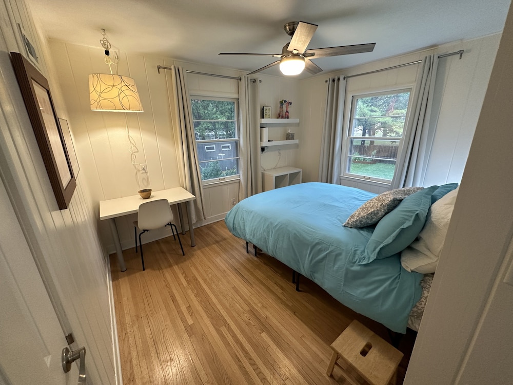 Minneapolis / St Paul Vacations - Casa Kelly 4 Bedroom Home by RedAwning - Property Image 5