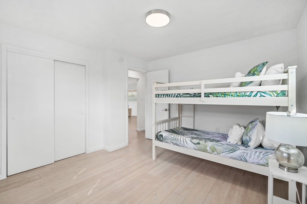 The Beach Bungalow by Book That Condo