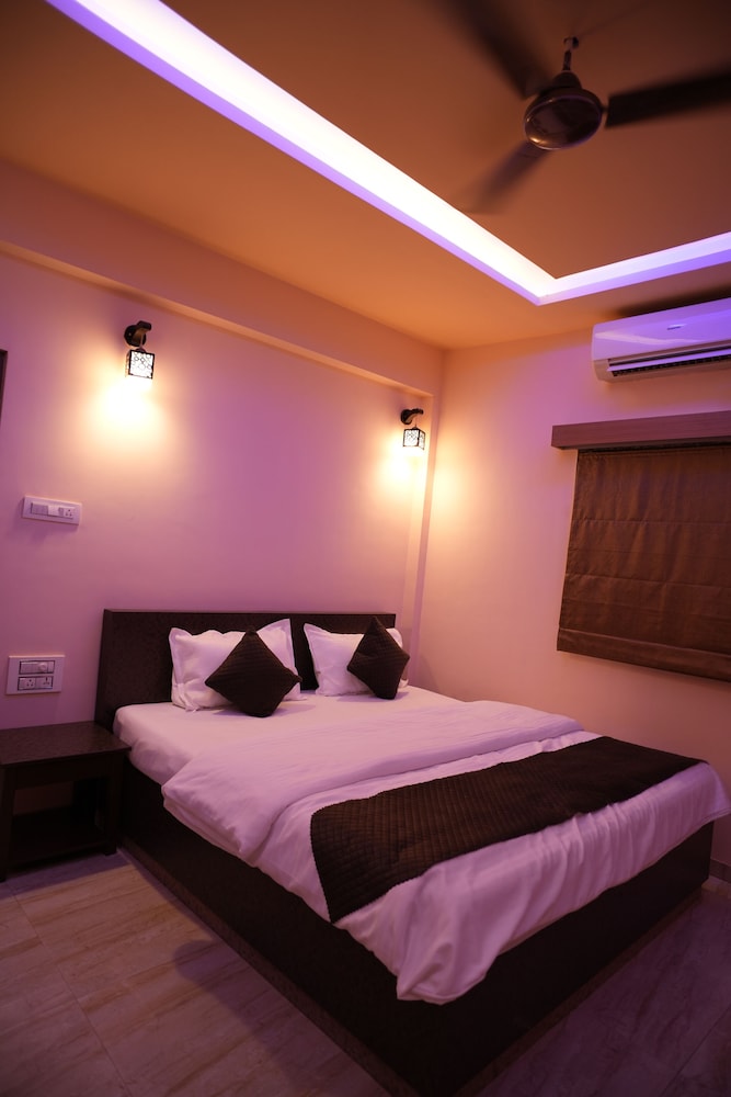Tara Sitara Luxury Villas