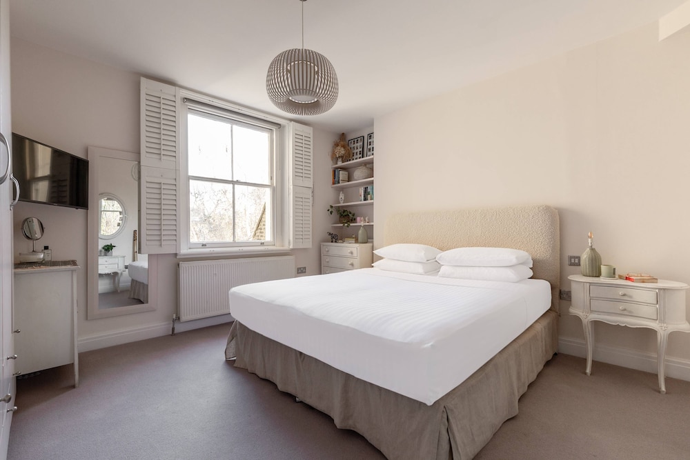 Oakley Street VII by Onefinestay