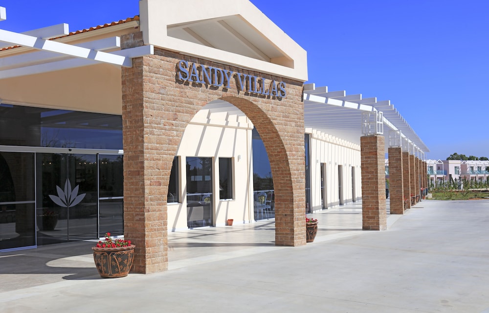 Sandy Villas Resort