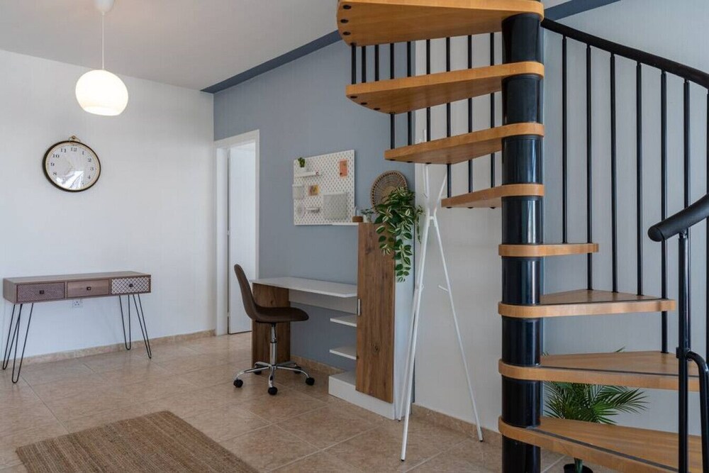 Chloris 3- Bedroom Apartment in Larnaca