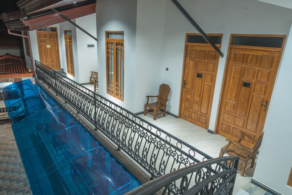 L's Lanka view 5