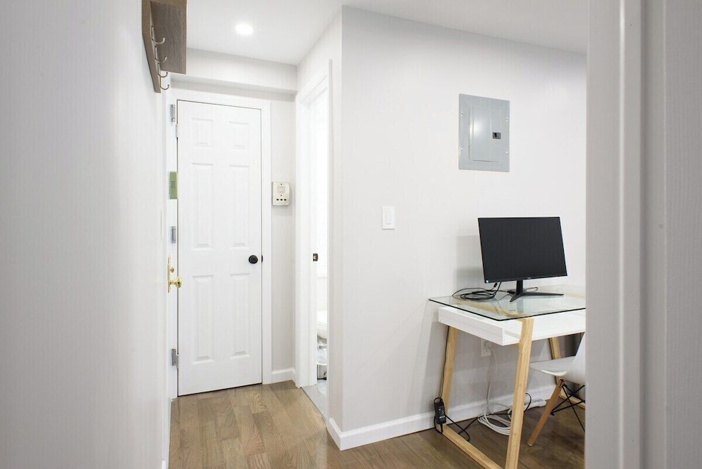 350 Gramercy Apt