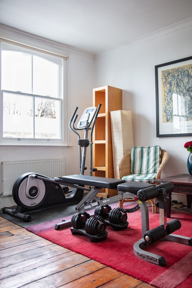 Cozy 2BR Near Notting Hill & Hyde Park