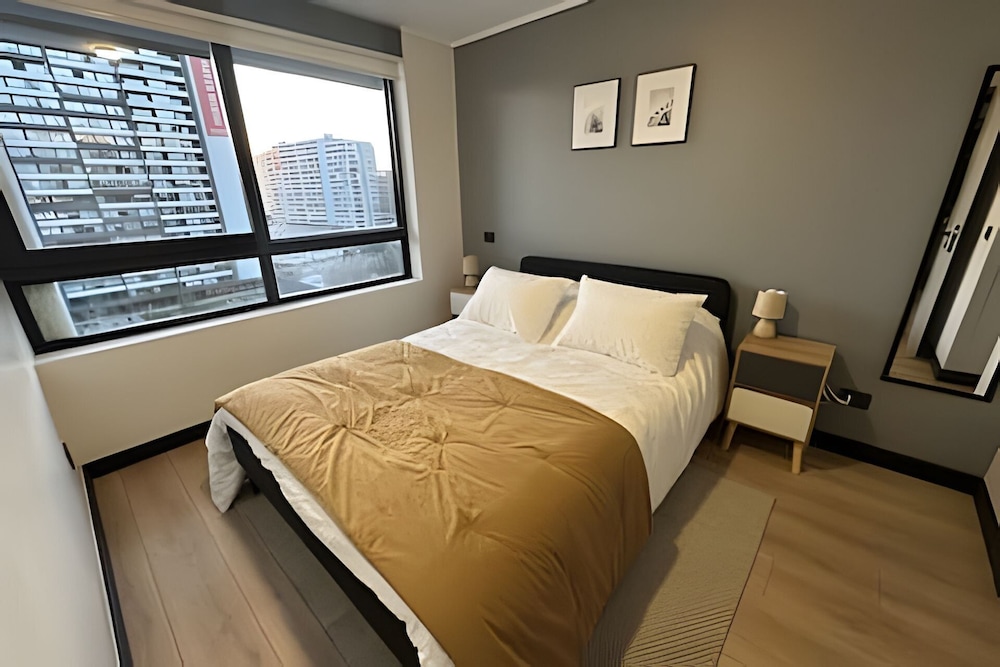 Oceana Suites San Eugenio