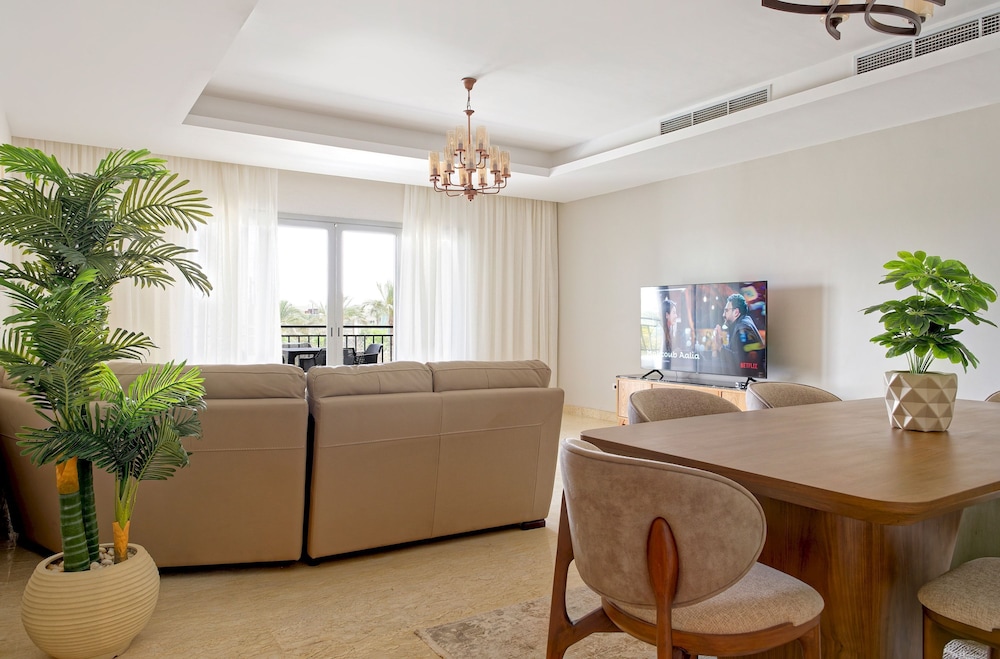 Vesta - Luxury Apt - 2BR - CFC Xxxv